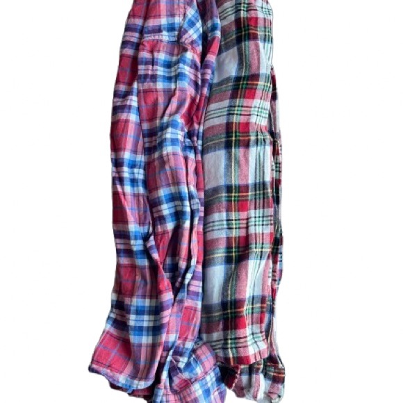 Lot of (2)Men’s Button down Shirts - Size M - Picture 1 of 11